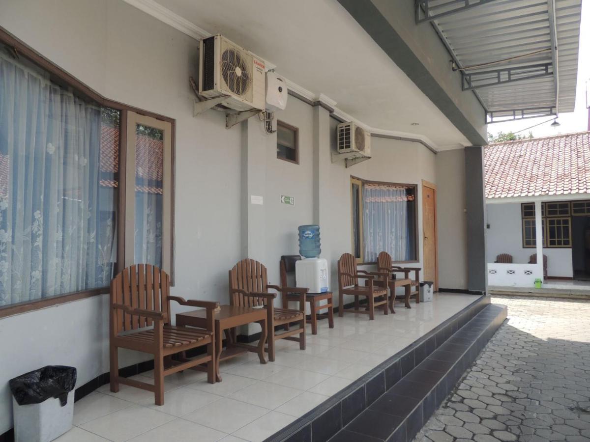 Hotel Sejahtera Kebumen 外观 照片
